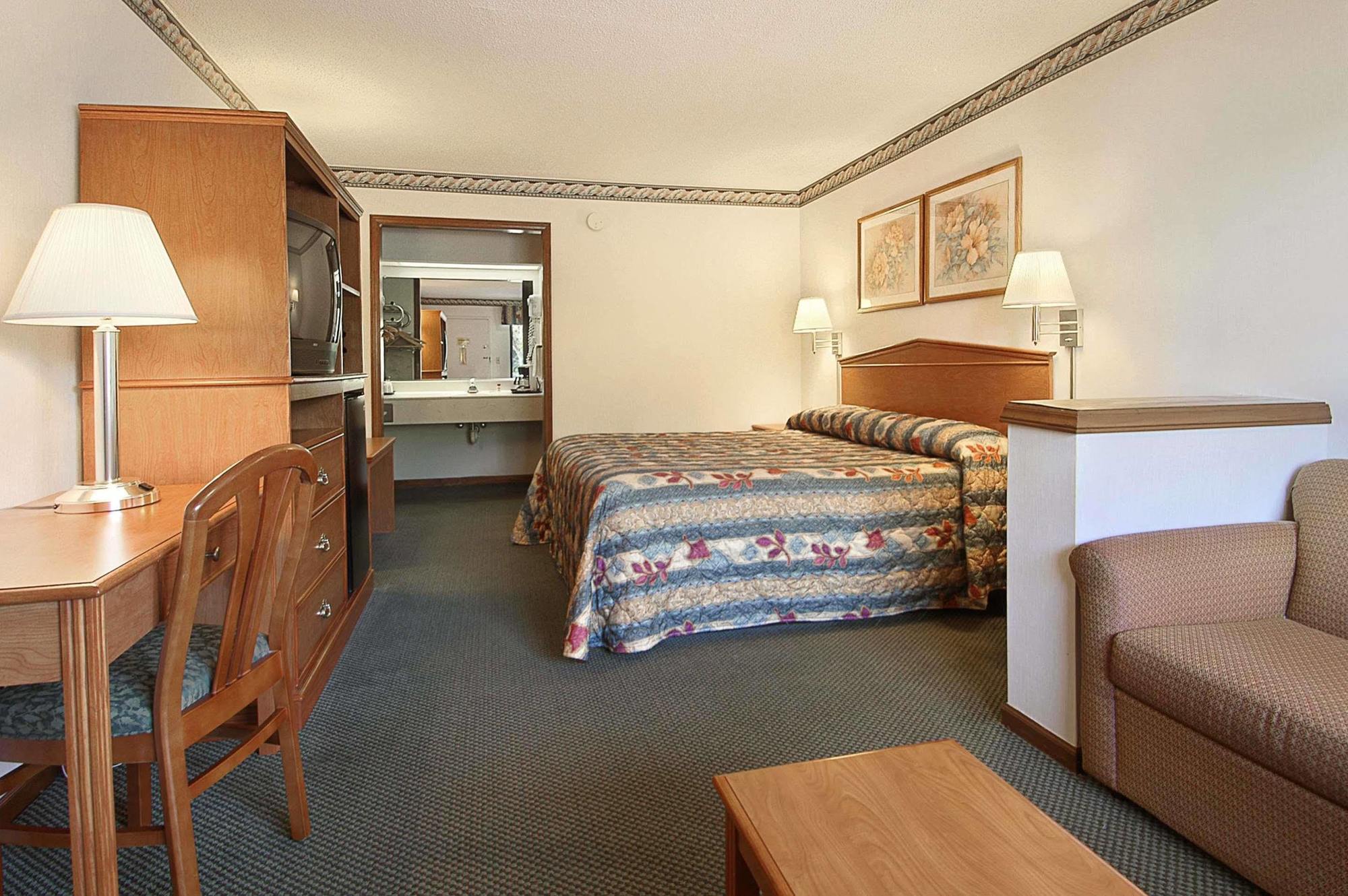Super 8 By Wyndham Burlington Nc Μοτέλ Εξωτερικό φωτογραφία